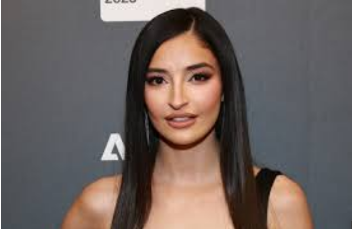 Emily Willis Age Career Family Net Worth Height Bio 2024 